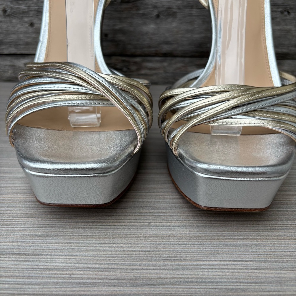 VERONICA BEARD
Fletcher Metallic Heel Sandals - Picture 9 of 15